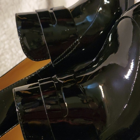 Calvin Klein Glossy Black Heels - Picture 5 of 12